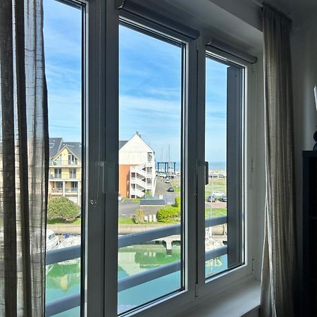 La Marina-Studio, Vue Mer Avec Balneo Deauville Luaran gambar